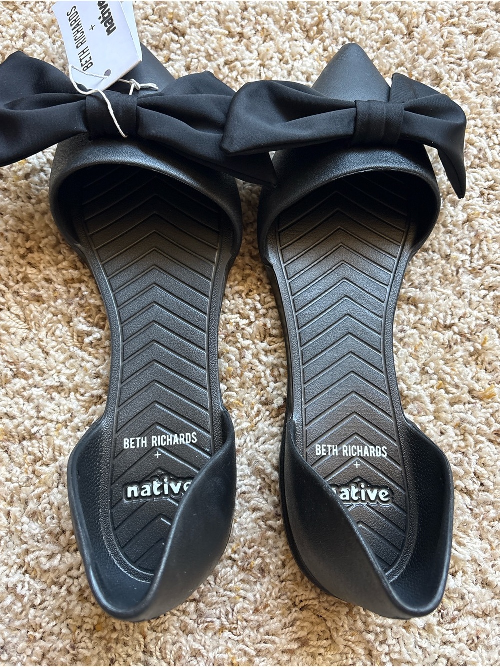 Beth Richards x Native Women's Black Audrey Bow Pointed Toe Flats 7 and 9 NWT - Picture 7 of 9
